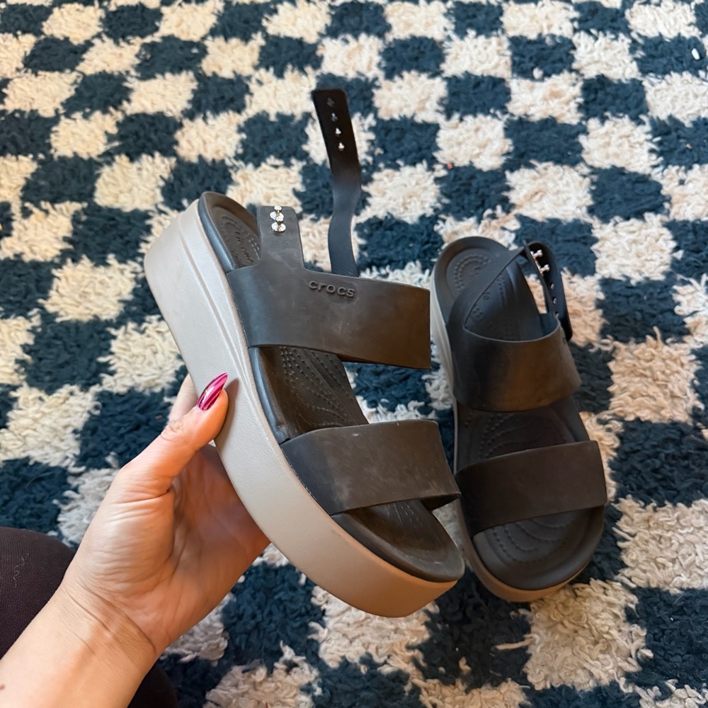 Woman’s CROCS  Low Wedge black platform sandal.